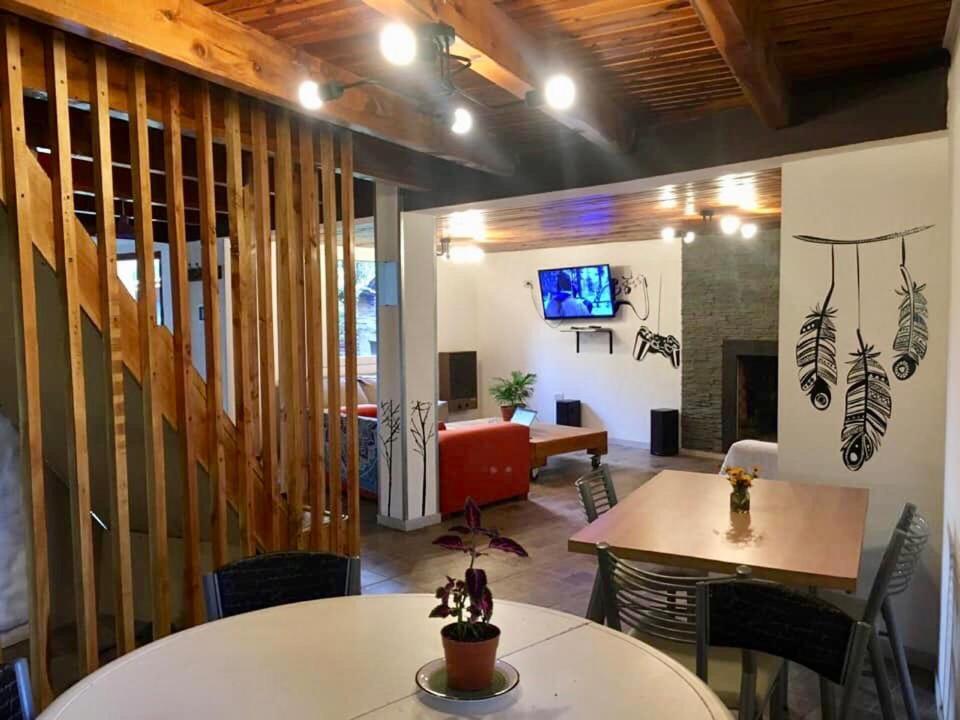 Ciao Bariloche - Habitaciones Privadas En Hostel Exterior photo